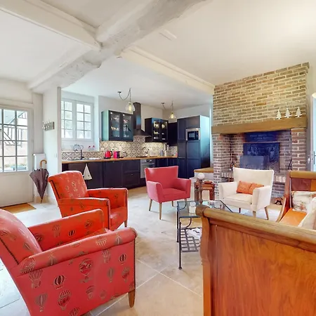 Ferienhaus Stunning In Stmarguerite Dloges